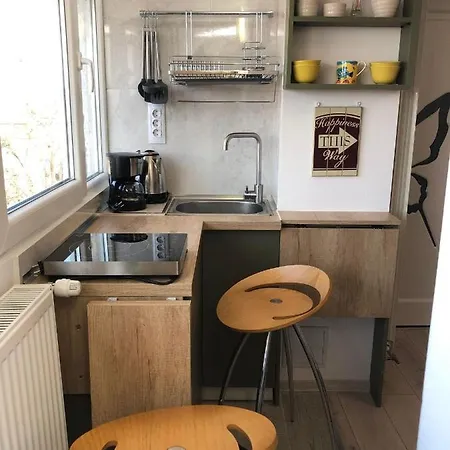 Brand New Downtown Studio Bucureşti